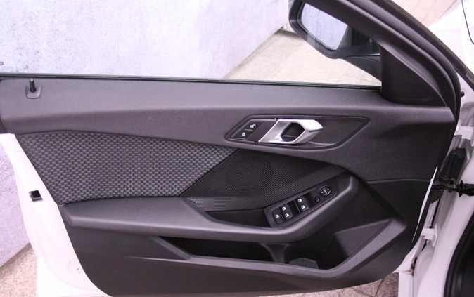 BMW Seria 1 cena 99900 przebieg: 55700, rok produkcji 2020 z Rakoniewice małe 232